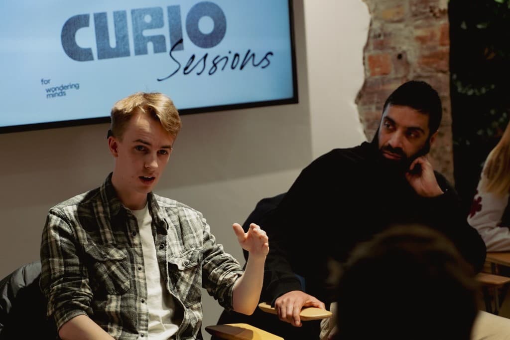 Paul Wilson speaking on the Curio Sessions panel.